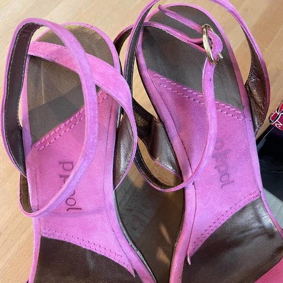 Pepol Ankle Strap Wedges - Barbie! - Picture 4 of 13